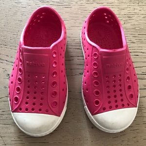 NATIVE toddler shoes 💕